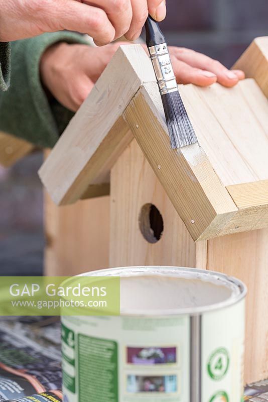 Using a wood paint decorate the bird house with your desired colour. We recommend two layers to ensure protection against the elements