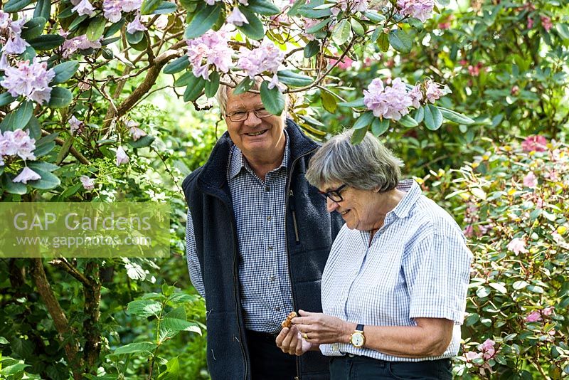 Claus and Barbara Scalabrin Laube in their garden - May, Scalabrin Laube Garten, Switzerland