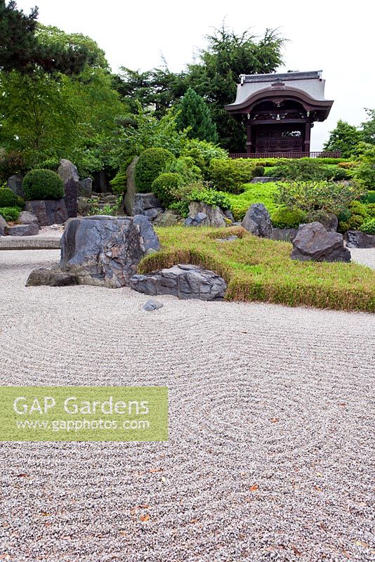 Japanese landscape garden, Garden of Activity with raked gravel - mid summer - Kew Gardens