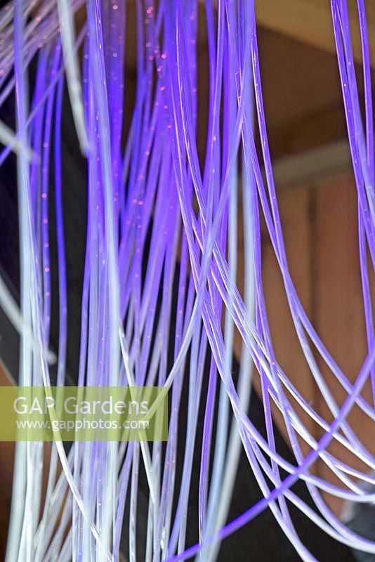 Lit plastic threads - Inspiration garden: Sensory.