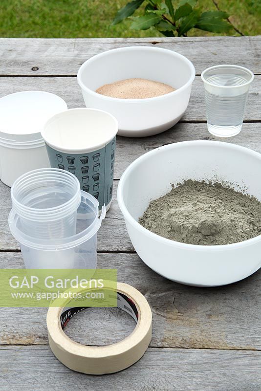 Concrete pots - Ingredients and equipment required