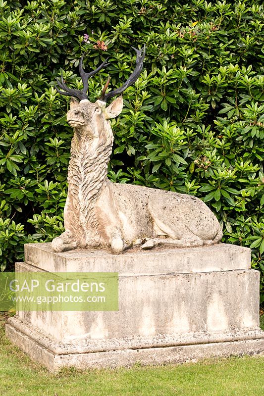 Stag statue in in a Tom Hoblyn designed garden at Heatherbrae