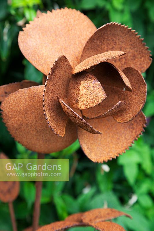 Rusted decorative flower sculpture
