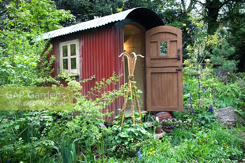 Plankbridge Shepherd's Hut and Artisan Garden, RHS Chelsea 2012, May.