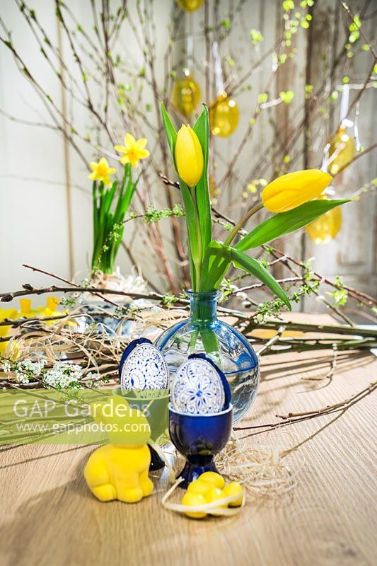 Easter decoration in yellow and blue color tones