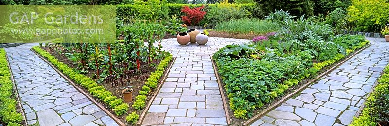Potager Garden, Heronswood Nursery, Washington, USA. Designed by Dan Hinkley.