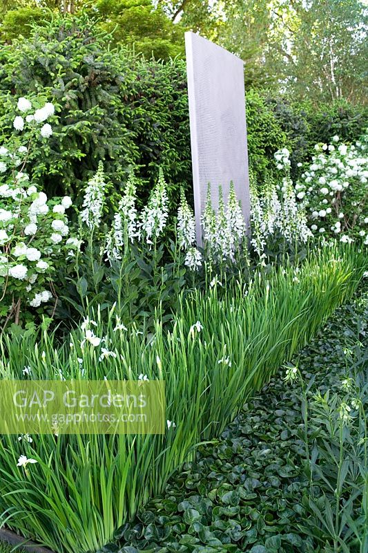 A Tribute to Linnaeus Design by Ulf Nordfjell RHS Chelsea 2007 Gold Medal