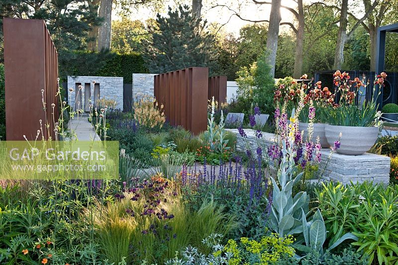 The Best in Show RHS Chelsea Flower Show 2010 Daily Telegraph Garden by Andy Sturgeon