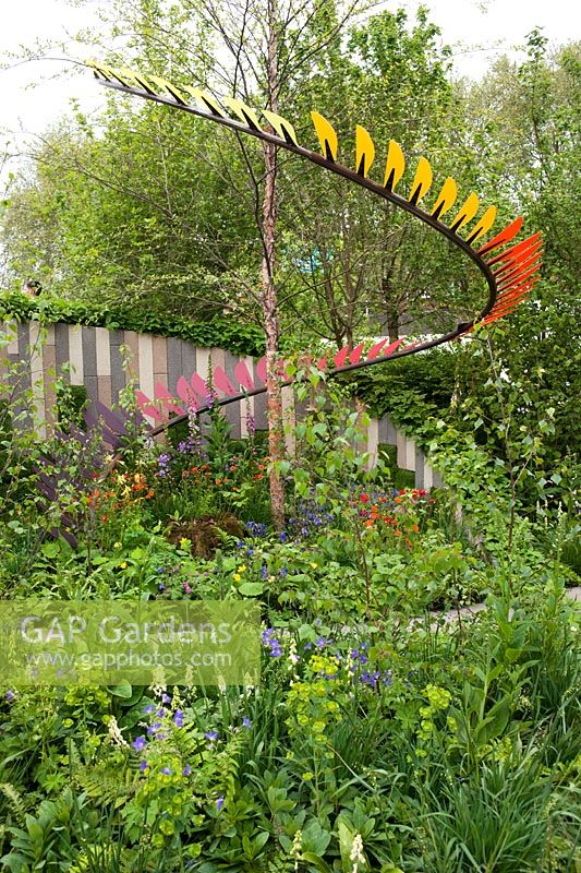 Bradstone Panache Garden at RHS Chelsea Flower Show 2012, designed by Caroline E Butler. Sponsored by Bradstone