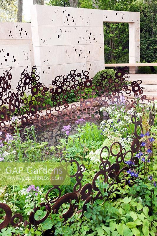 The M&G Garden designed by Andy Sturgeon for RHS Chelsea Flower Show 2012