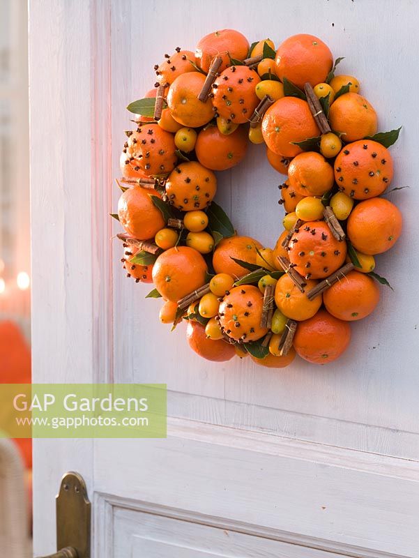 Fragrance - door wreath from citrus ( tangerines and kumquat )