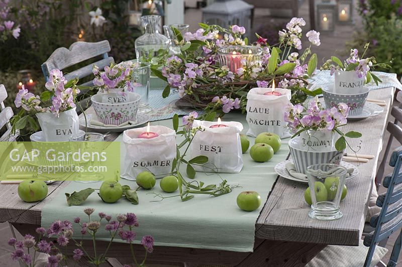 Romantic table setting with Perennial pea