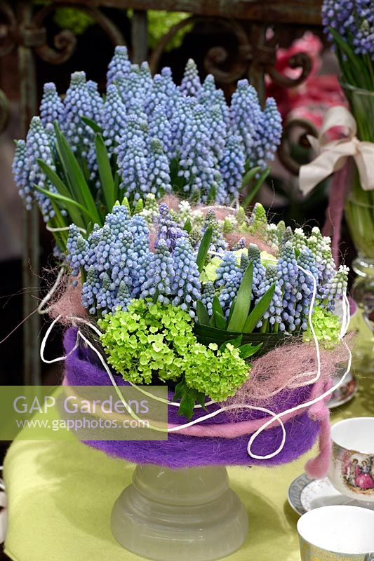Table setting with Muscari
