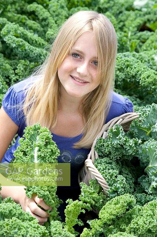 Girl with Brassica oleracea var. sabellica