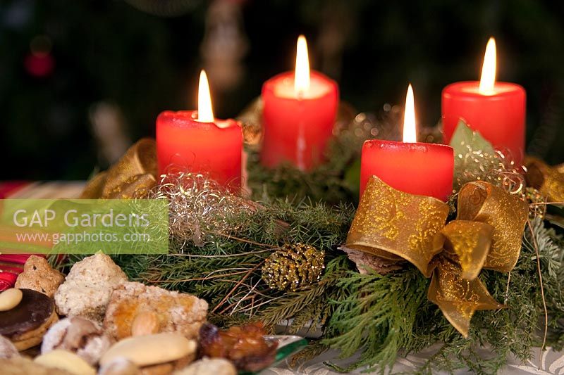 Advent wreath and Christmas cookies