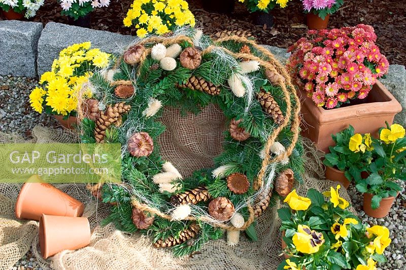 Allhallows / Wreath with cone and dry flowers