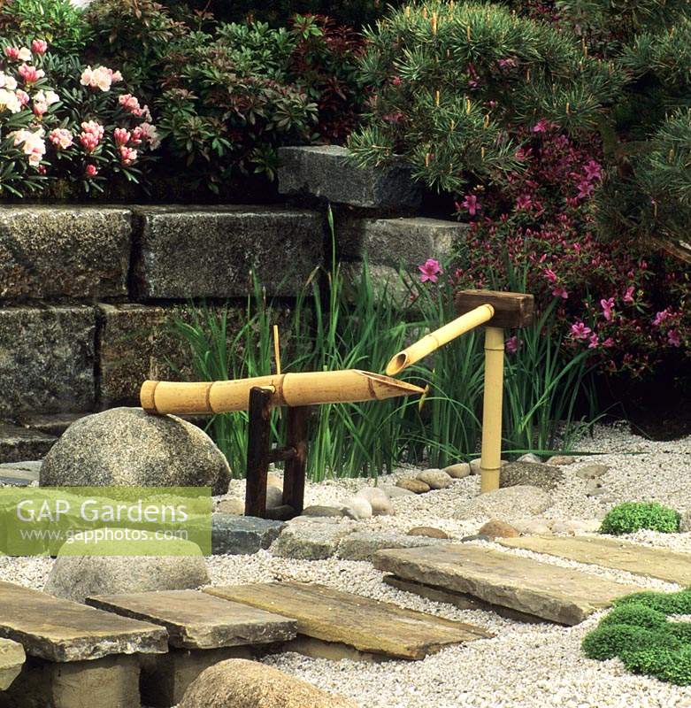Chelsea Flower Show 1996 design Hiroshi Namori Japanese garden deer scarer bamboo water feature