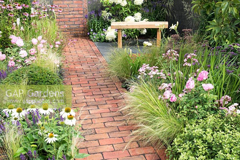 'A Place to Ponder' garden. Tatton Flower Show 2018 Designed by Matt Haddon
