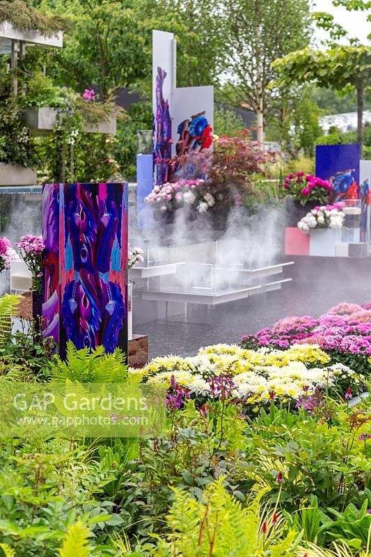 The Wuhan Water Garden, China. Sponsor: Creativersal, RHS Chelsea Flower Show, 2018