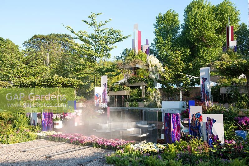 The Wuhan Water Garden, China. Sponsor: Creativersal, RHS Chelsea Flower Show, 2018. 