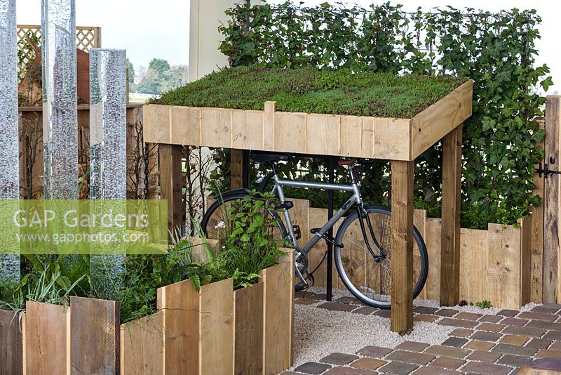 Raised beds, ivy hedge  and bike shelter with green roof - Capel Manor College, Young Gardeners' of the Year, Ascot Spring Garden Show 2018
