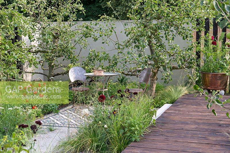 The Style and Design Garden, RHS Hampton Court Palace Flower Show 2018