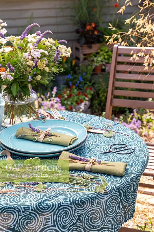 Table place setting decoration with Lavender, grass seedheads and foliage