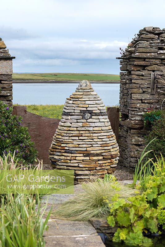 A dry stone 'teardrop'  built by Kevin Critchlow.