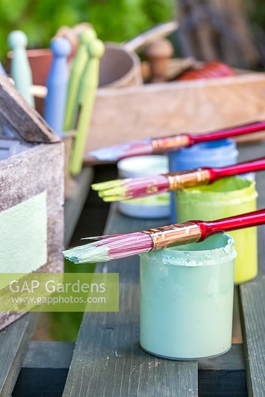 Sample paint pots with brushes