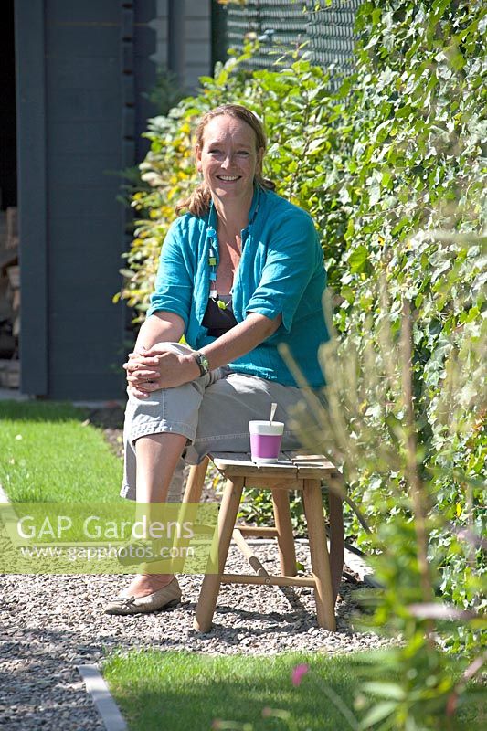 Portrait of Danielle Hulsebos - garden designer.