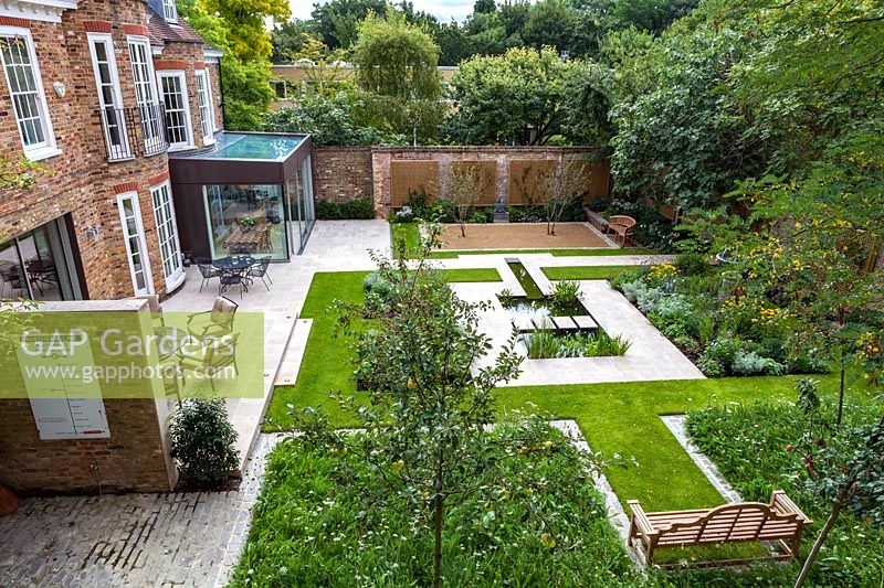 Overview of contemporary garden in Highgate, London. Garden designed by Peter Reader Landscapes.