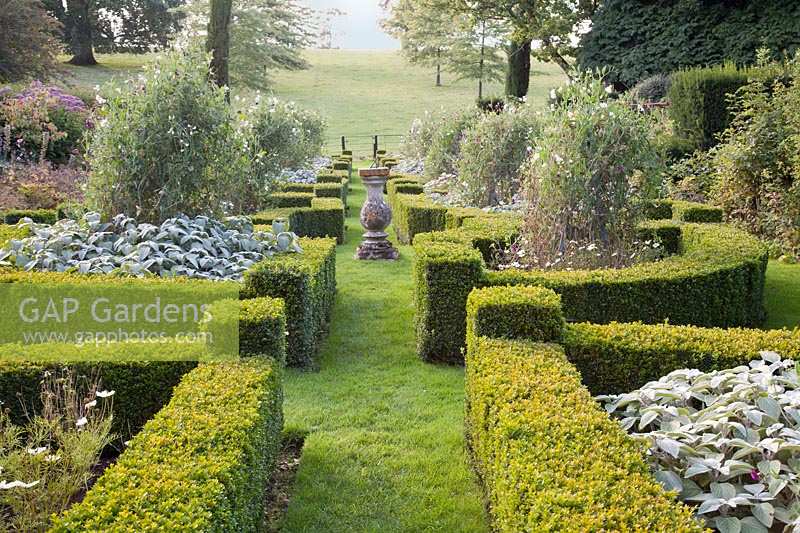 Formal parterre with... stock photo by Abigail Rex, Image: 1307011