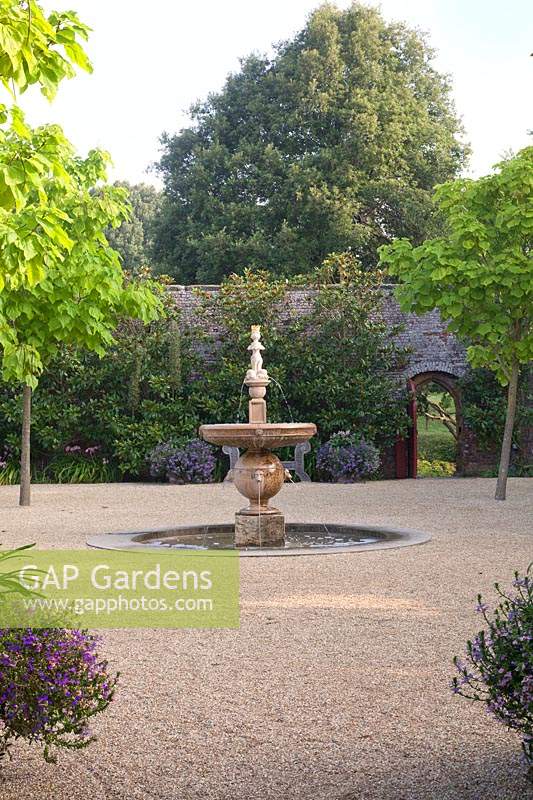 Formal fountain in Collector Earl's Garden. Arundel Castle, Sussex, UK.
