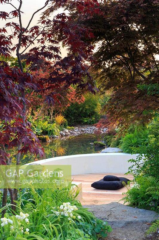 'At One With... A Meditation Garden', designed by Peter Dowle, RHS Malvern Spring Festival, 2017. 
