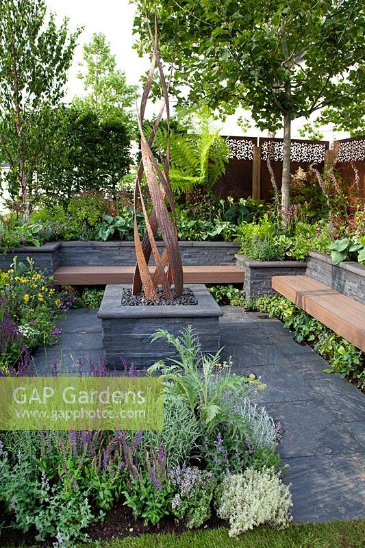 Metal sculpture as focal point in 'The Square Garden' at BBC Gardner's World Live 2018.