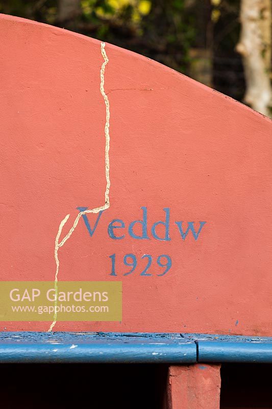 The Veddw Seat in the Grasses Parterre. 