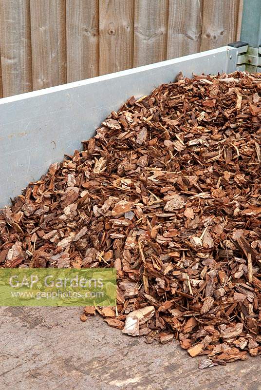 Bark chippings in trailer - Open Gardens Day, Great Finborough, Suffolk