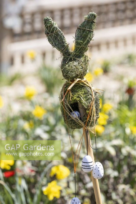 Easter decoration with Easter bunny, spring April
