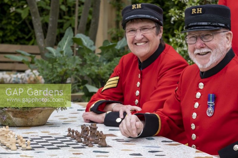 Chelsea pensioner playing chess on the London Square Community Garden,Gold winner. Designer: James Smith
