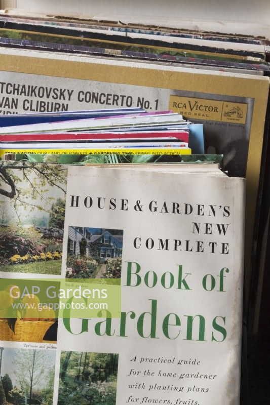 Old garden book for sale inside second hand goods and chattels store.