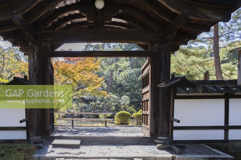 View through the Akechi gate into the garden. 