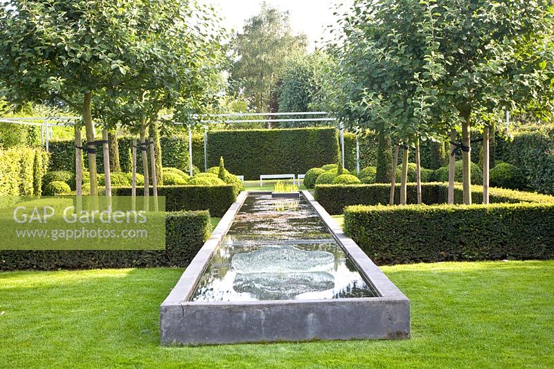 Formal garden with water feature 