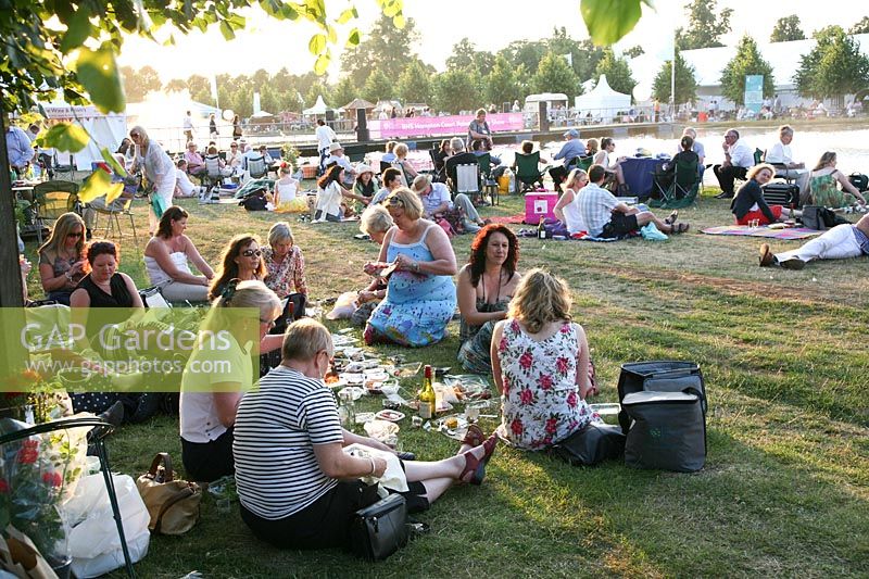Festival atmosphere at the Hampton Court Flower Show 