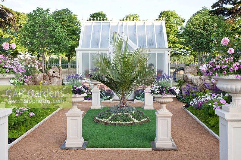 Formal garden with greenhouse 