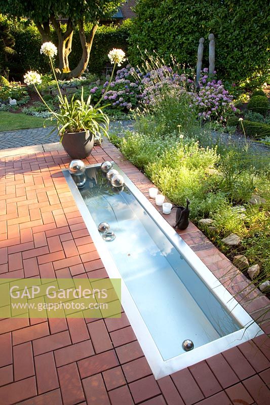 Stainless steel pool on the terrace 