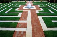 Labyrinth of stone, grass and bricks at Hampton Court FS 2000