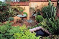 Mediterranean style courtyard garden with small pool - Chelsea 2000 