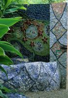 Mosaic on wall - Melbourne, Australia 