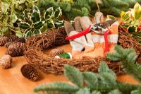 Making a Christmas wreath - Wreath, tools, greenery and pinecones