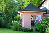 The little summer house - Handbag Garde, Freising, Germany 
